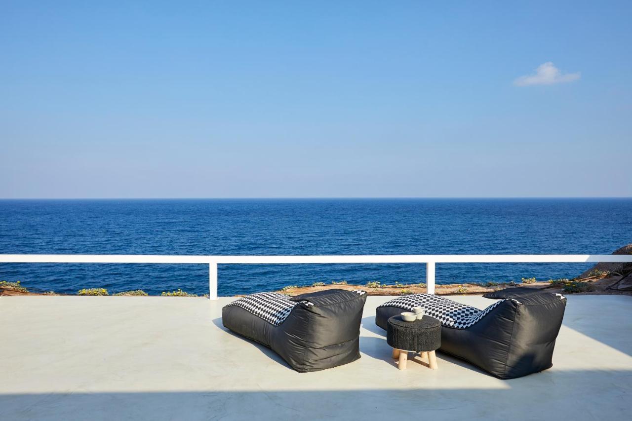 Infinite Blue Luxury Suites Fira  Exterior foto